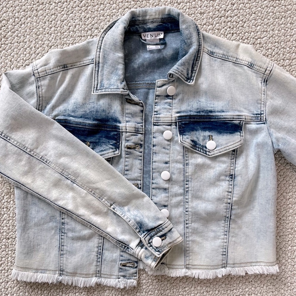 Venus Crop Acid Wash Denim Jacket